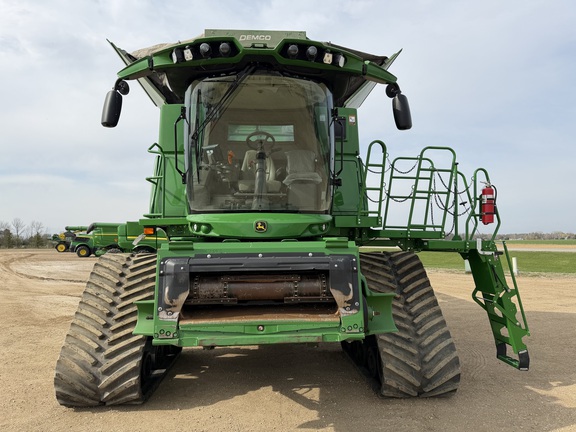 2024 John Deere S780 - Photo8