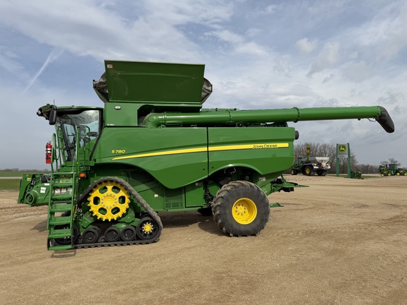 2024 John Deere S780 - Photo6
