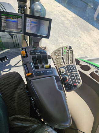 Used 2013 John Deere 8285R Row Crop Tractors at Koenig Equipment in Anna, OH - Photo7