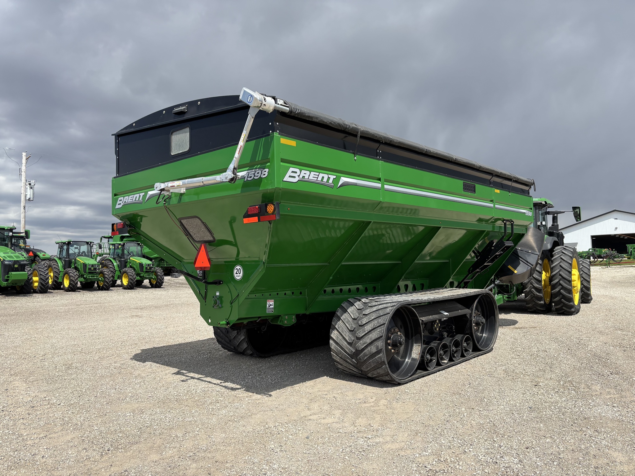  2023 Brent 1598 at Heritage Tractor in Brimfield, IL