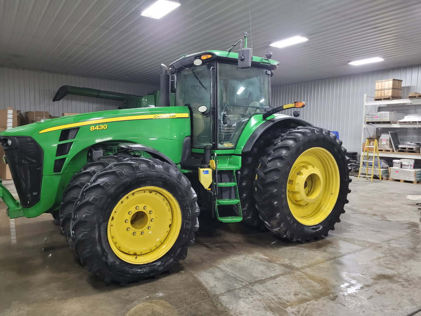 2007 John Deere 8430 Image 1