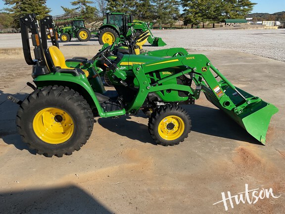 Photo of 2022 John Deere 3038E