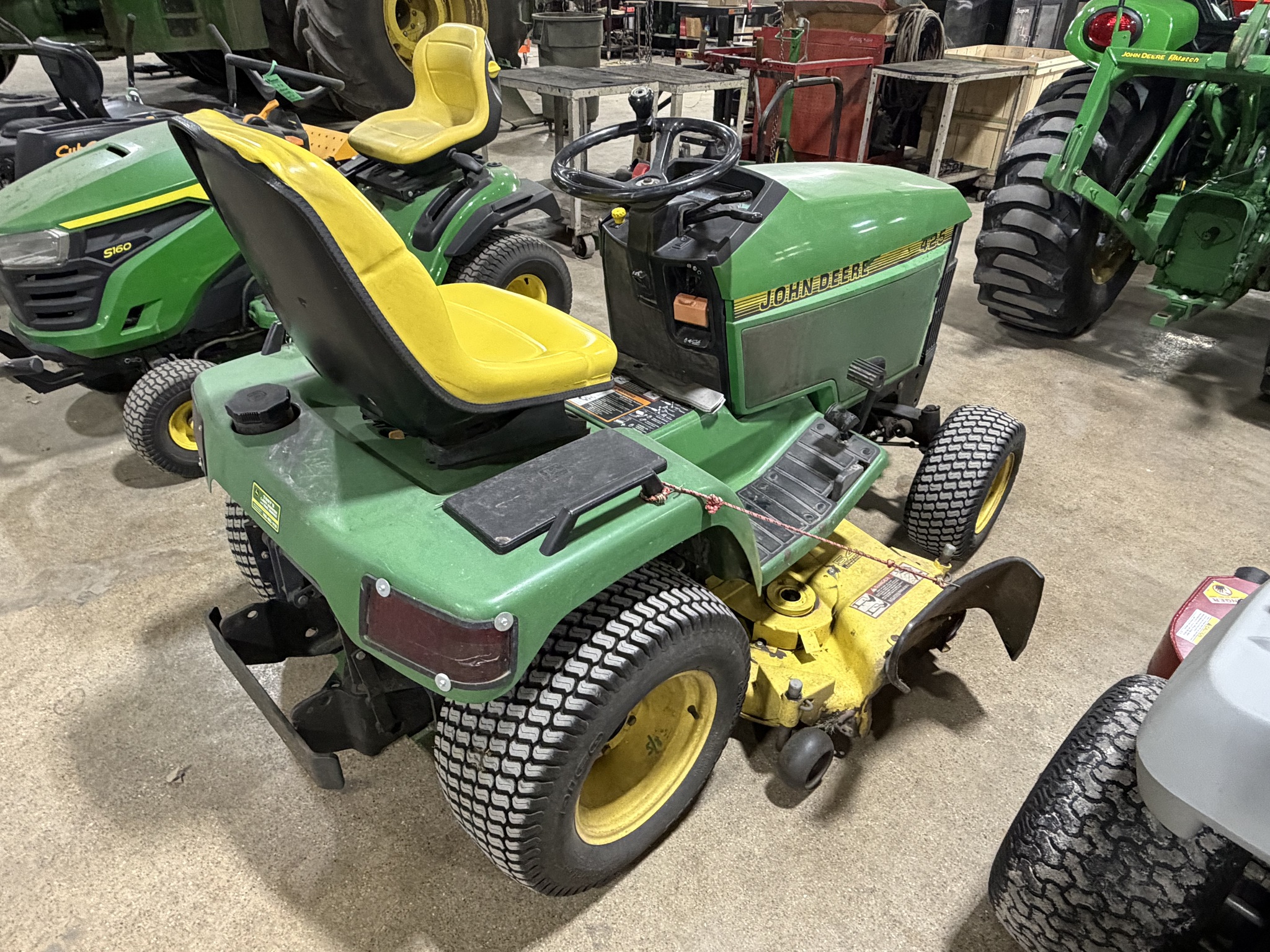 1995 John Deere 425 Image 4