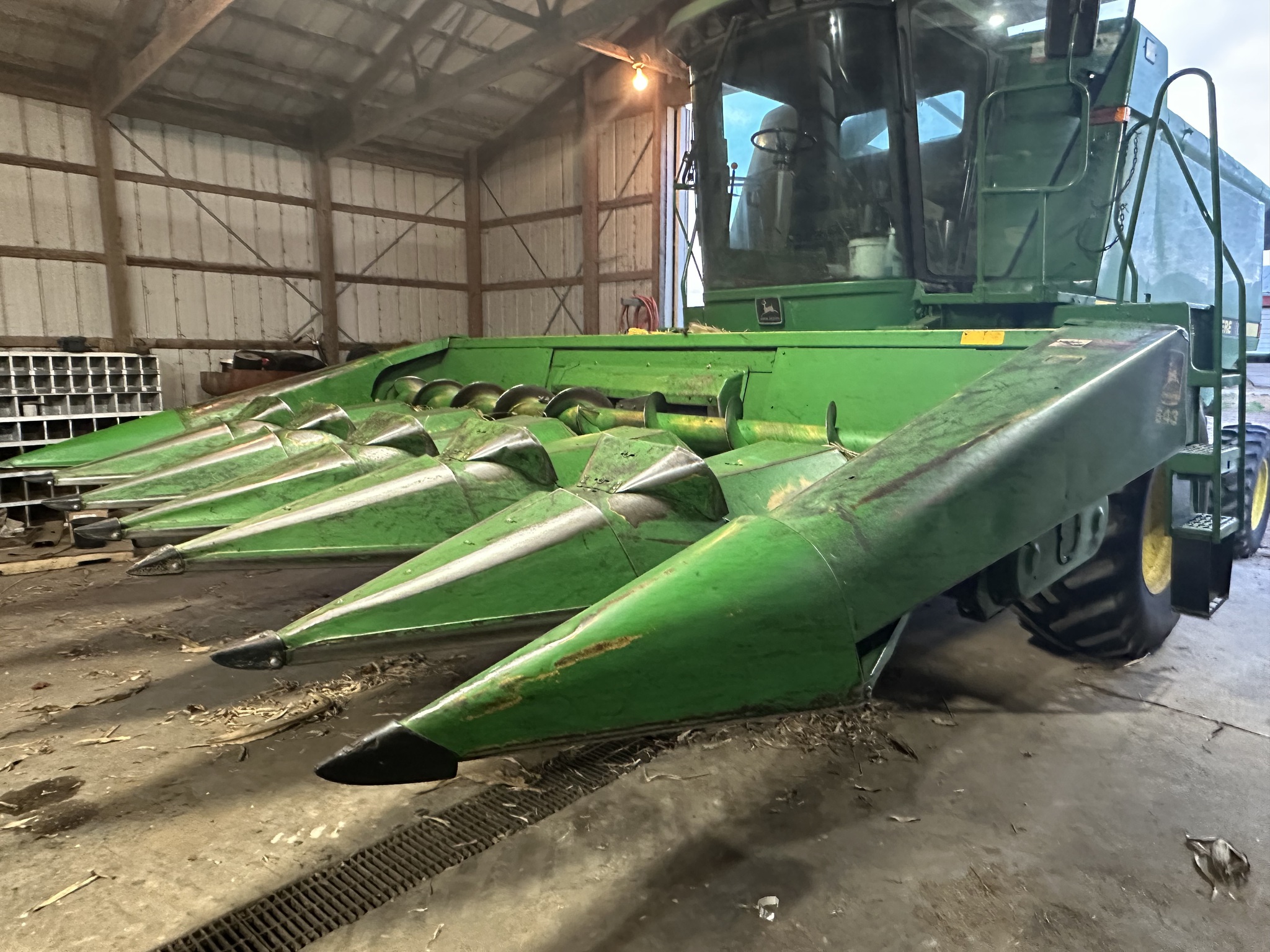 1983 John Deere 643 Image 1