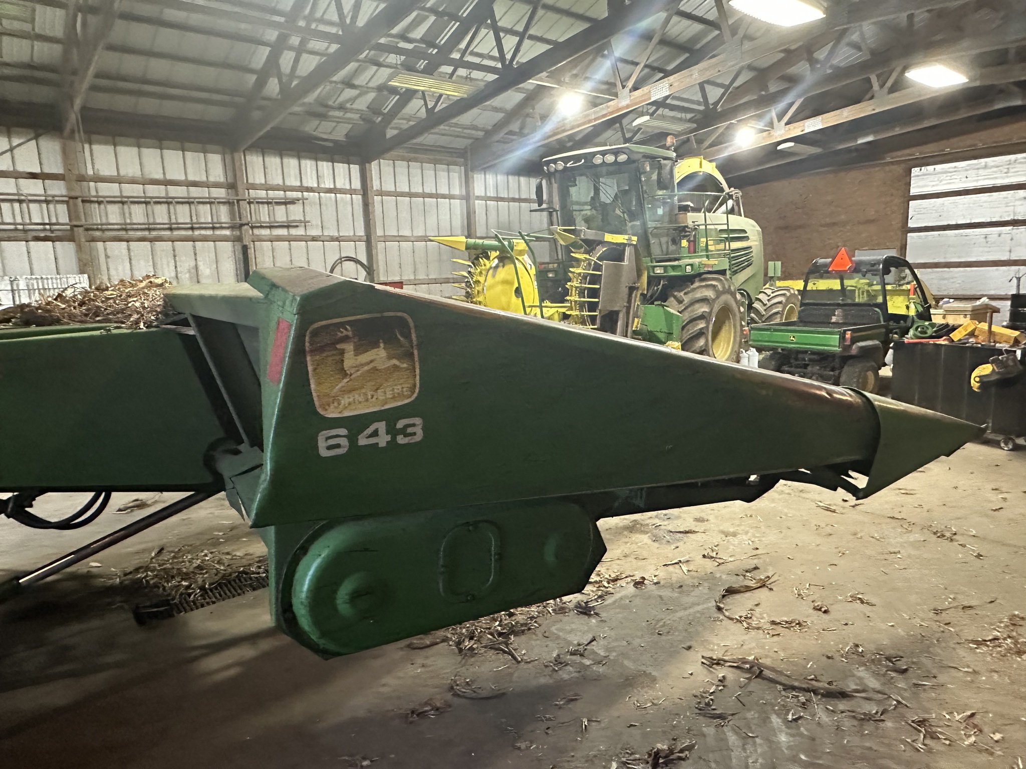 1983 John Deere 643 Image 4