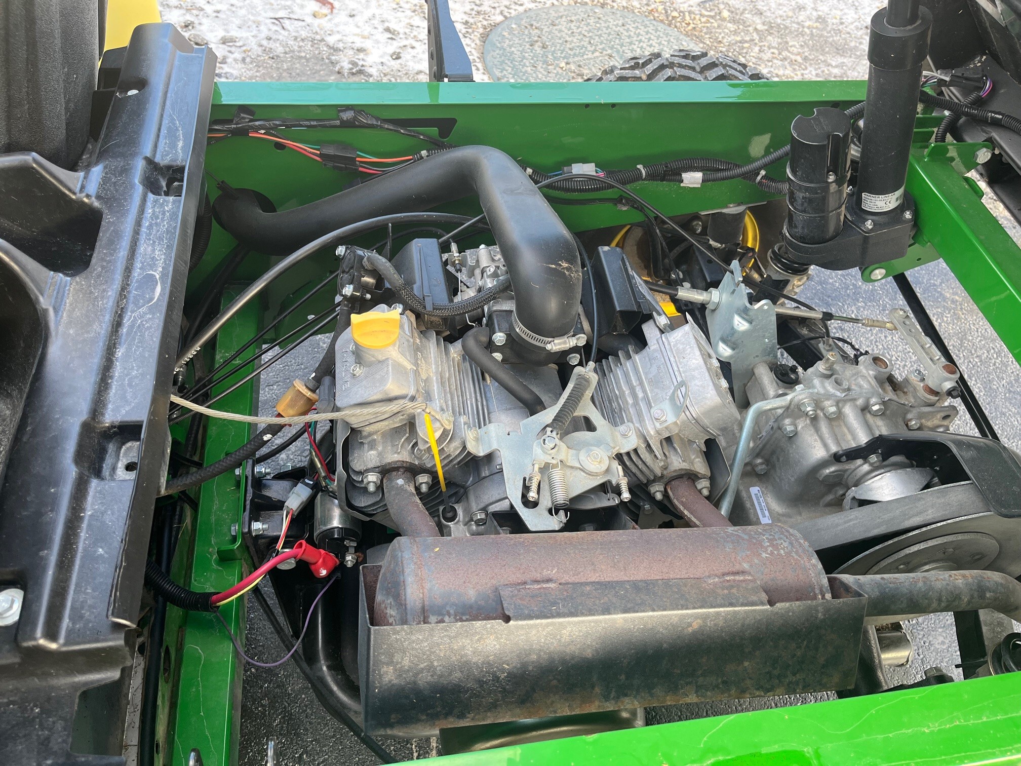 2016 John Deere TX Image 7