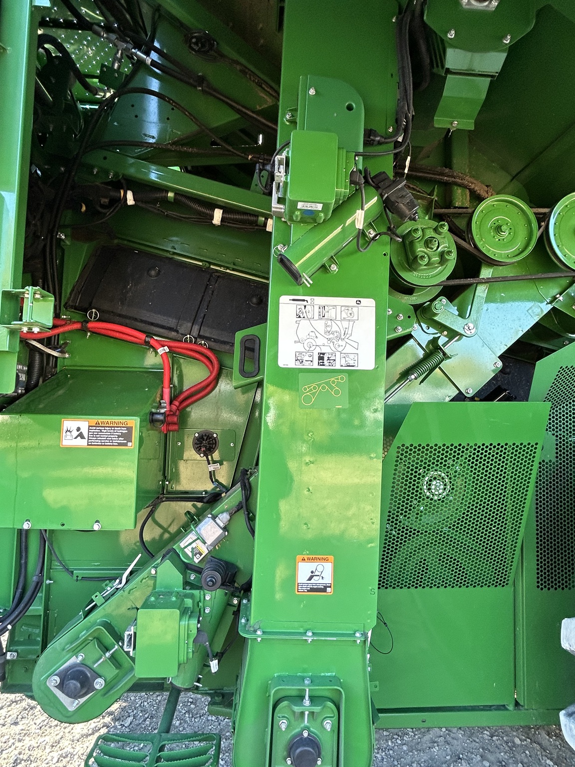  2022 John Deere S770 at Heritage Tractor in Carthage, IL