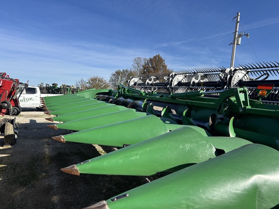 Photo of 2020 John Deere 712FC