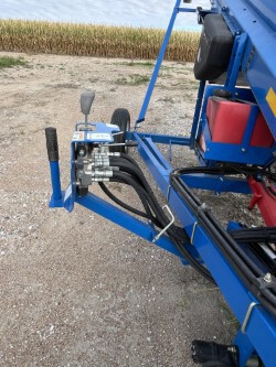 2020 Brandt 1547LP+ Image 12