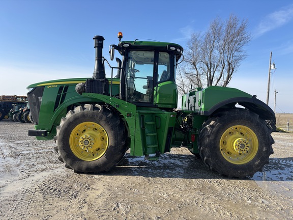 Used 2016 John Deere 9420R Articulated 4WD Tractors at Koenig Equipment in Greensburg, IN - Photo7