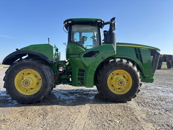 Used 2016 John Deere 9420R Articulated 4WD Tractors at Koenig Equipment in Greensburg, IN - Photo10