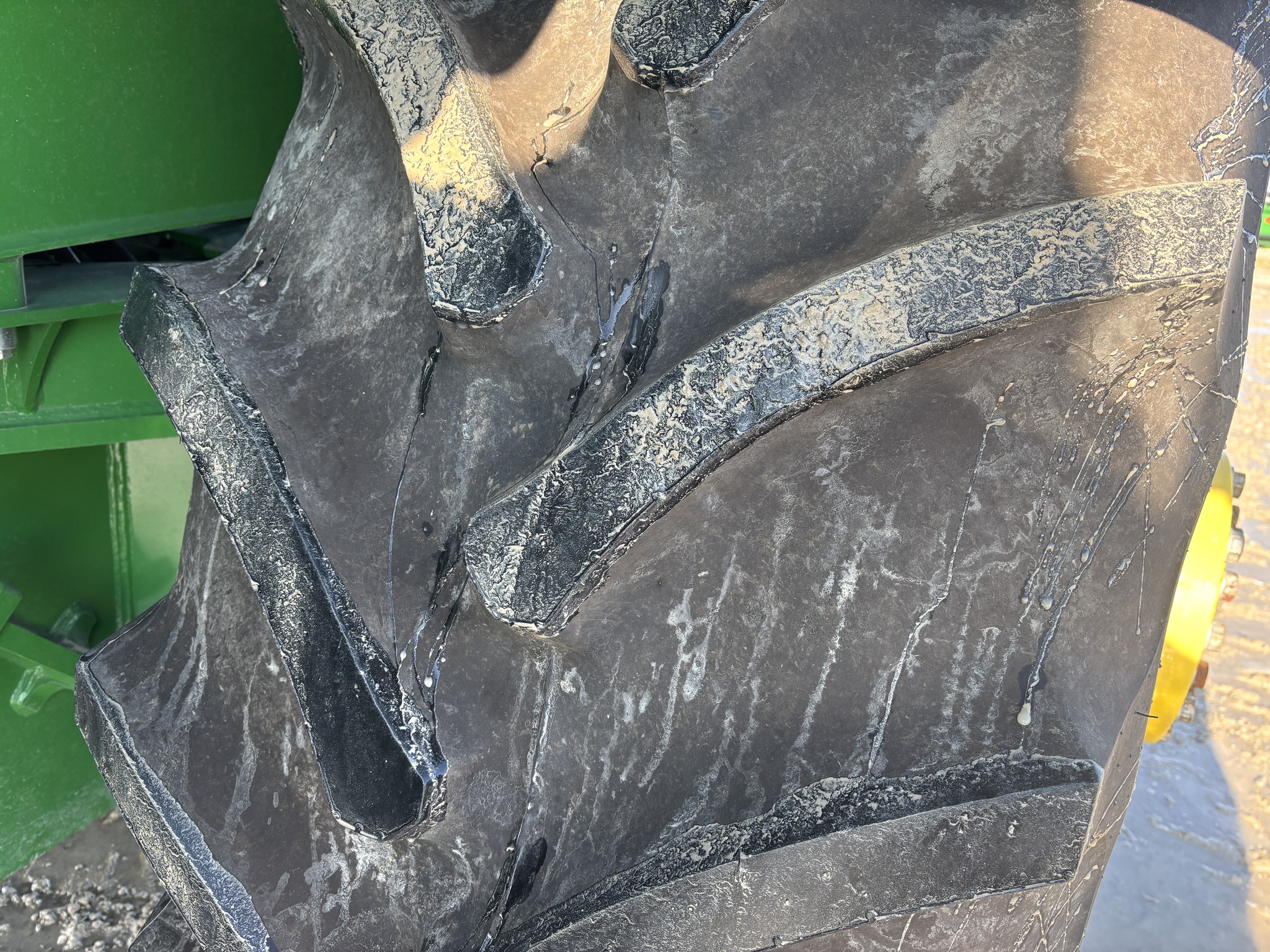 Used 2016 John Deere 9420R Articulated 4WD Tractors at Koenig Equipment in Greensburg, IN - PhotoXL26