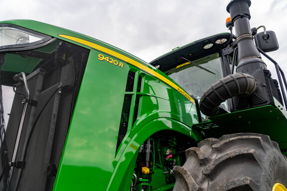 Used 2016 John Deere 9420R Articulated 4WD Tractors at Koenig Equipment in Greensburg, IN - Photo19