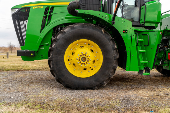 Used 2016 John Deere 9420R Articulated 4WD Tractors at Koenig Equipment in Greensburg, IN - Photo9
