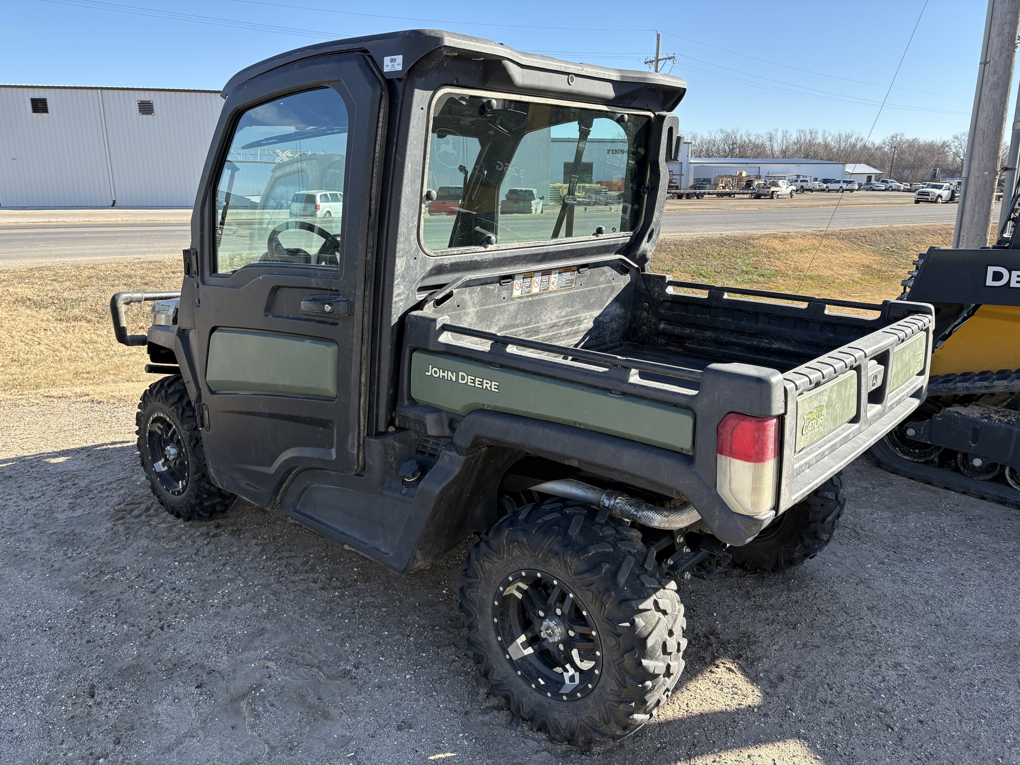 2023 John Deere XUV 835M Image 3