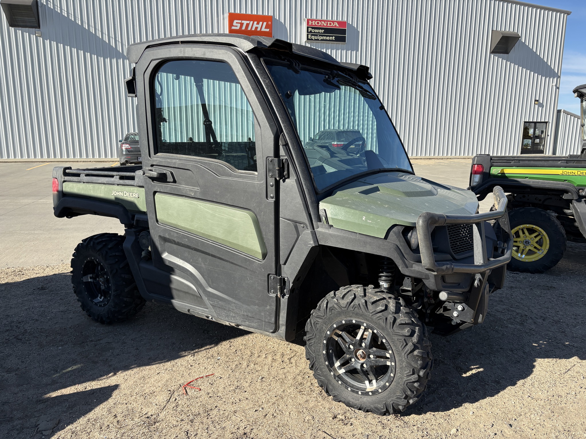 2023 John Deere XUV 835M Image 5