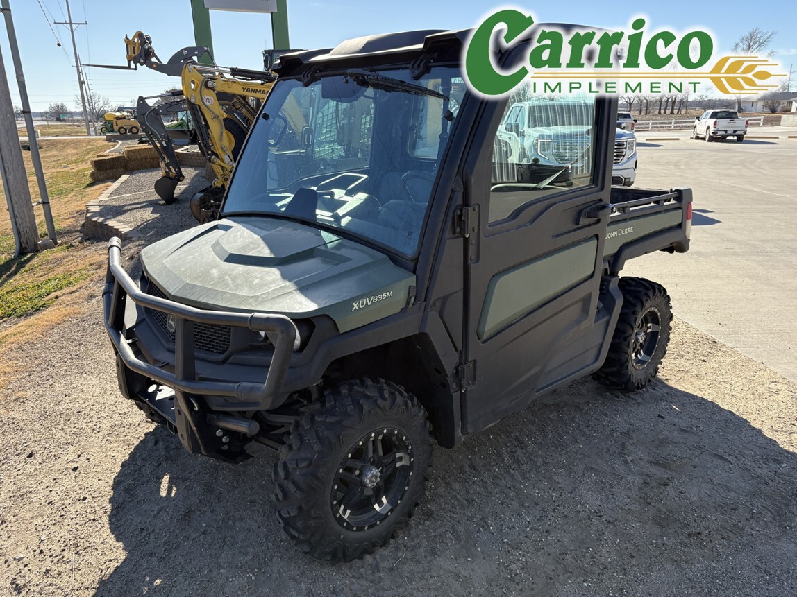 2023 John Deere XUV 835M Image 1