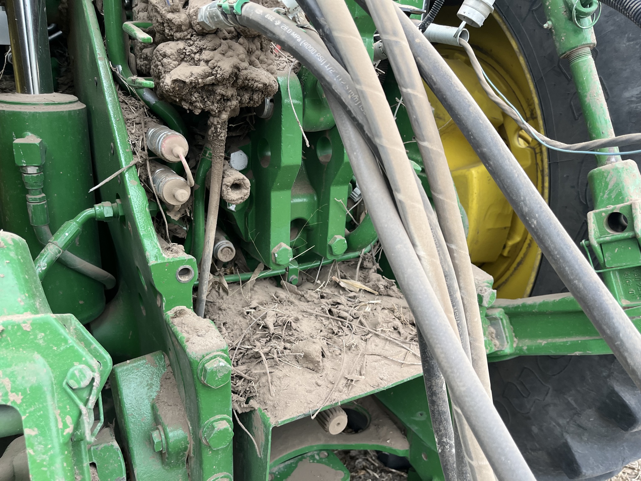  2016 John Deere 8295R at Heritage Tractor in Seneca, KS