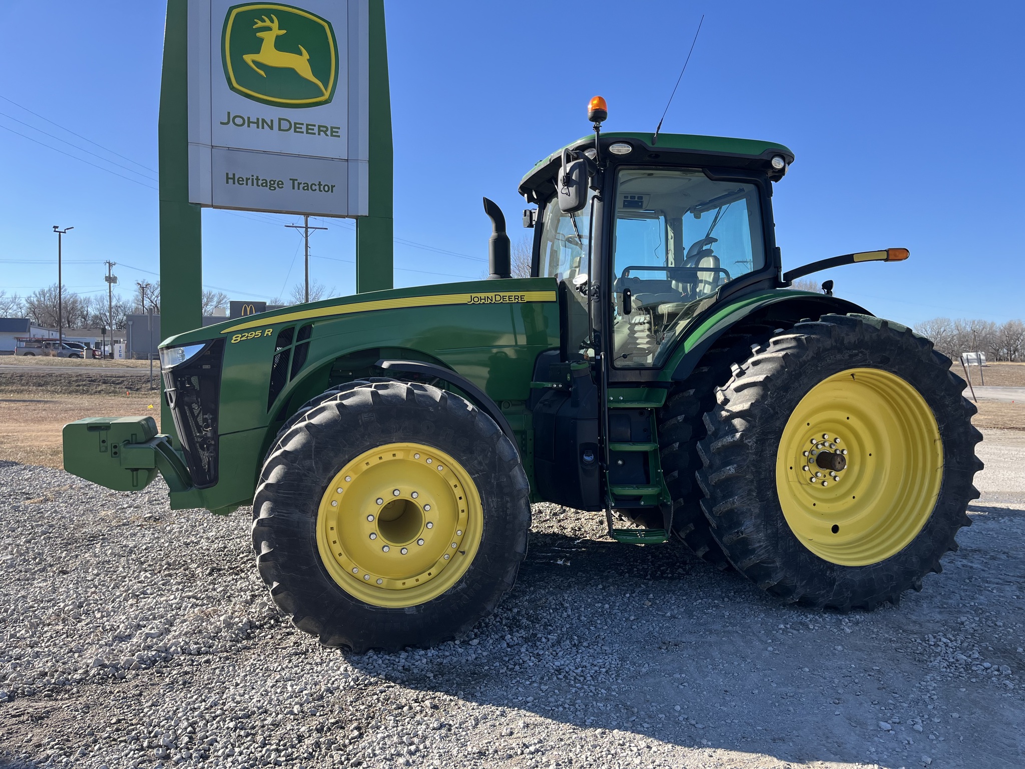  2016 John Deere 8295R at Heritage Tractor in Seneca, KS