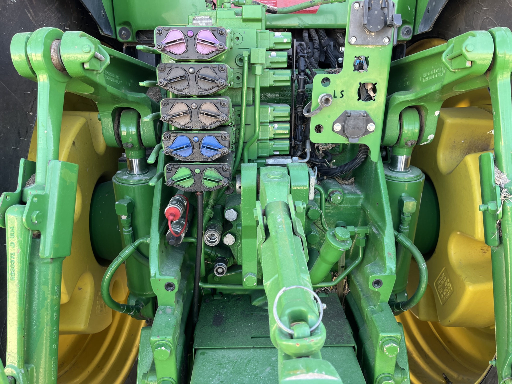  2016 John Deere 8295R at Heritage Tractor in Seneca, KS