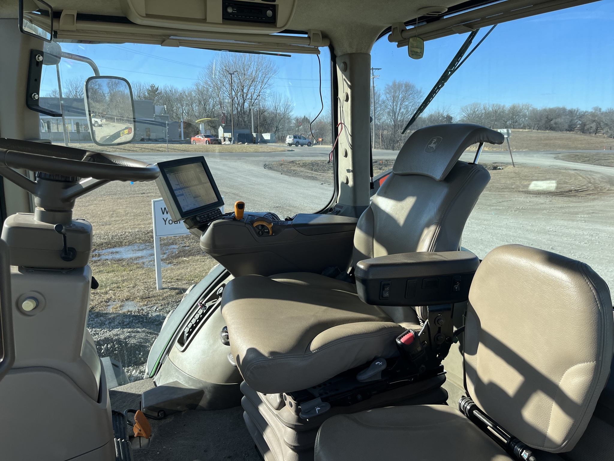  2016 John Deere 8295R at Heritage Tractor in Seneca, KS