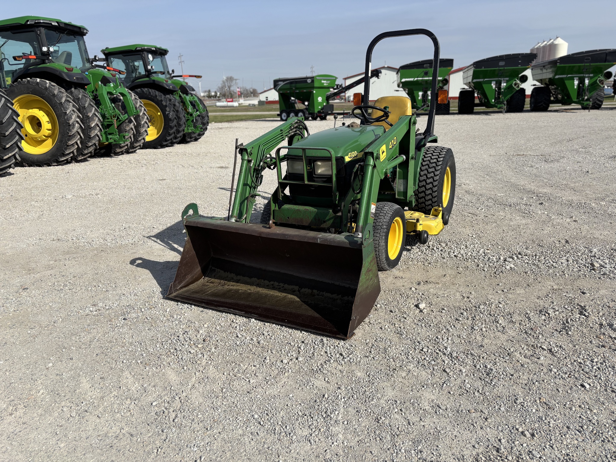  1998 John Deere 4100 at Heritage Tractor in Lexington, IL