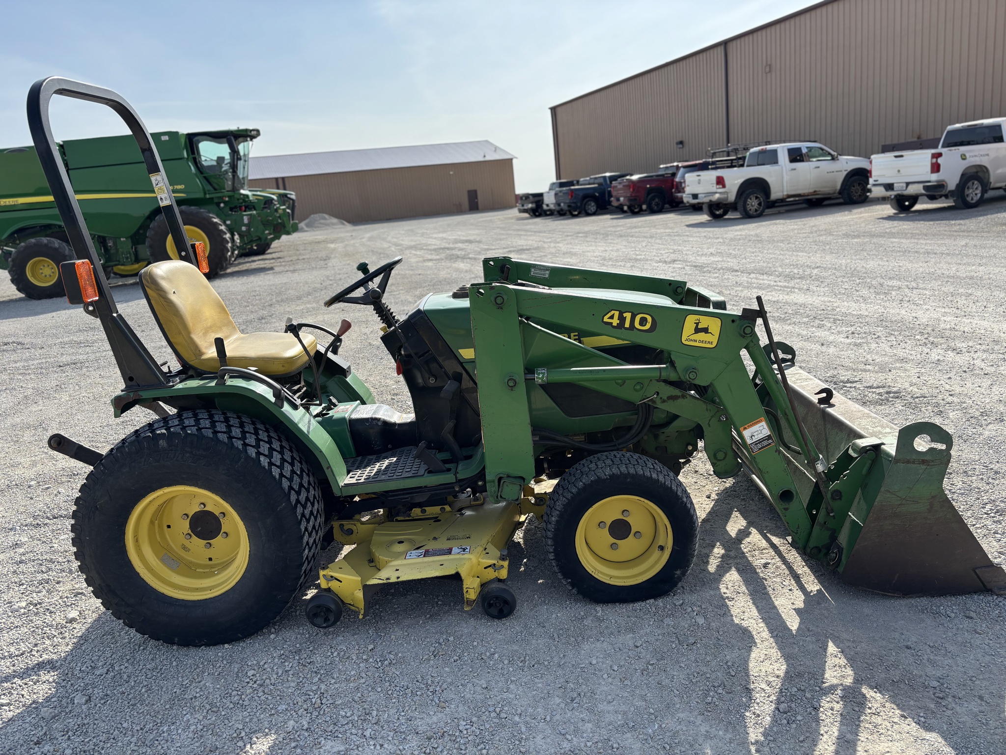  1998 John Deere 4100 at Heritage Tractor in Lexington, IL