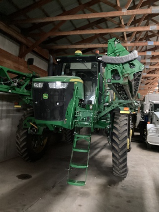  John Deere R4045