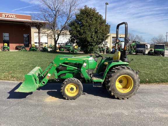 Photo of 2022 John Deere 3025E