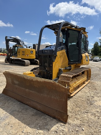 Photo of a 2024 John Deere 650 P