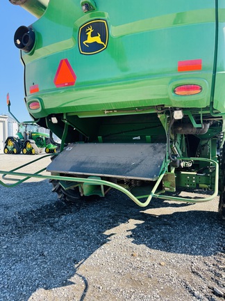 Photo of 2023 John Deere S780