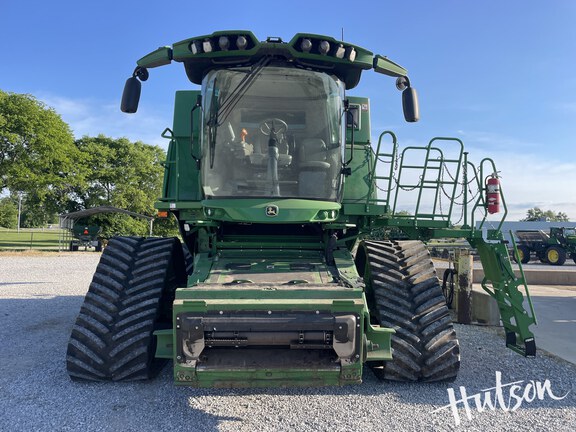 Photo of 2023 John Deere S780