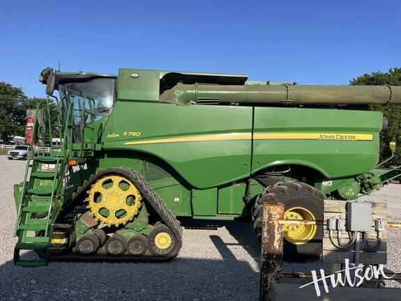 Photo of 2023 John Deere S780