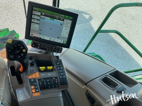 Photo of 2023 John Deere S780