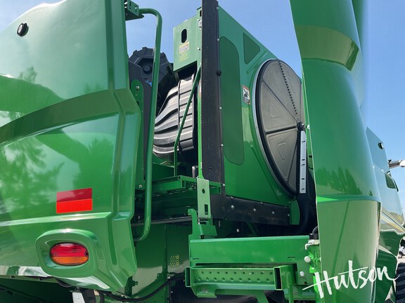 Photo of 2023 John Deere S780