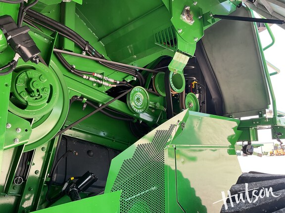 Photo of 2023 John Deere S780