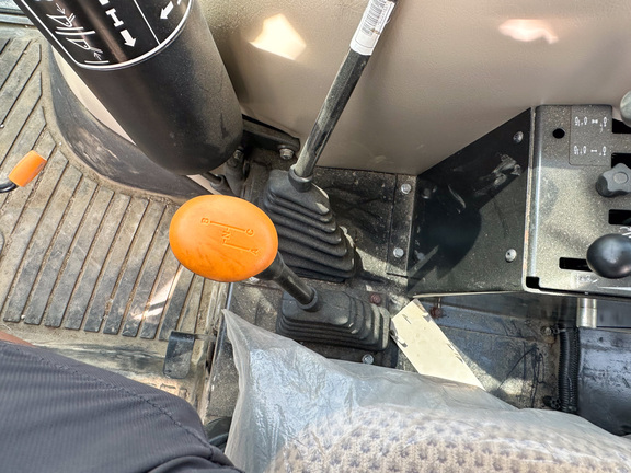 2021 John-Deere 5075E