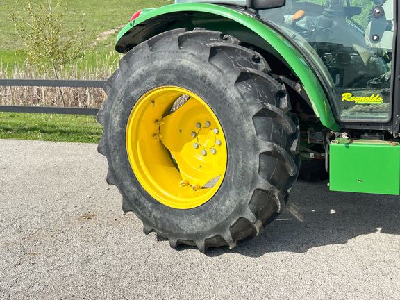 2021 John-Deere 5075E