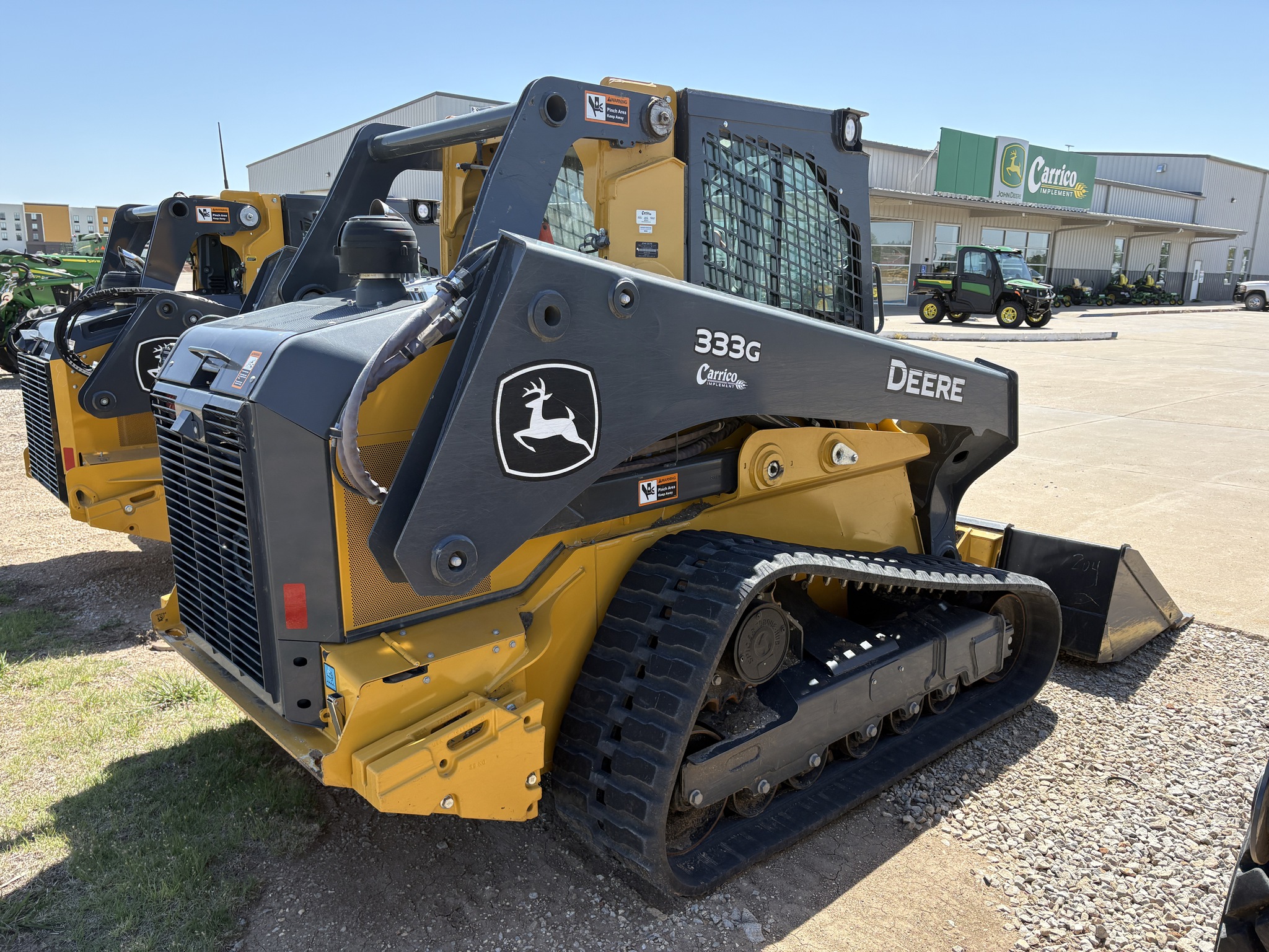 2022 John Deere 333G Image 3
