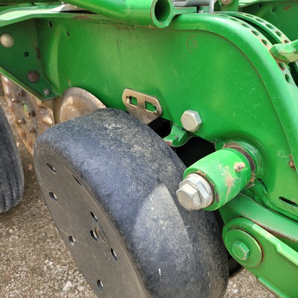 2004 John Deere 1790 (17th thumbnail)