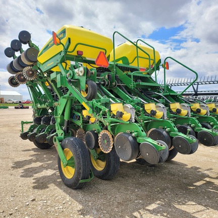 2004 John Deere 1790 (2nd thumbnail)
