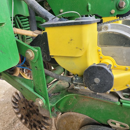 2004 John Deere 1790 (29th thumbnail)