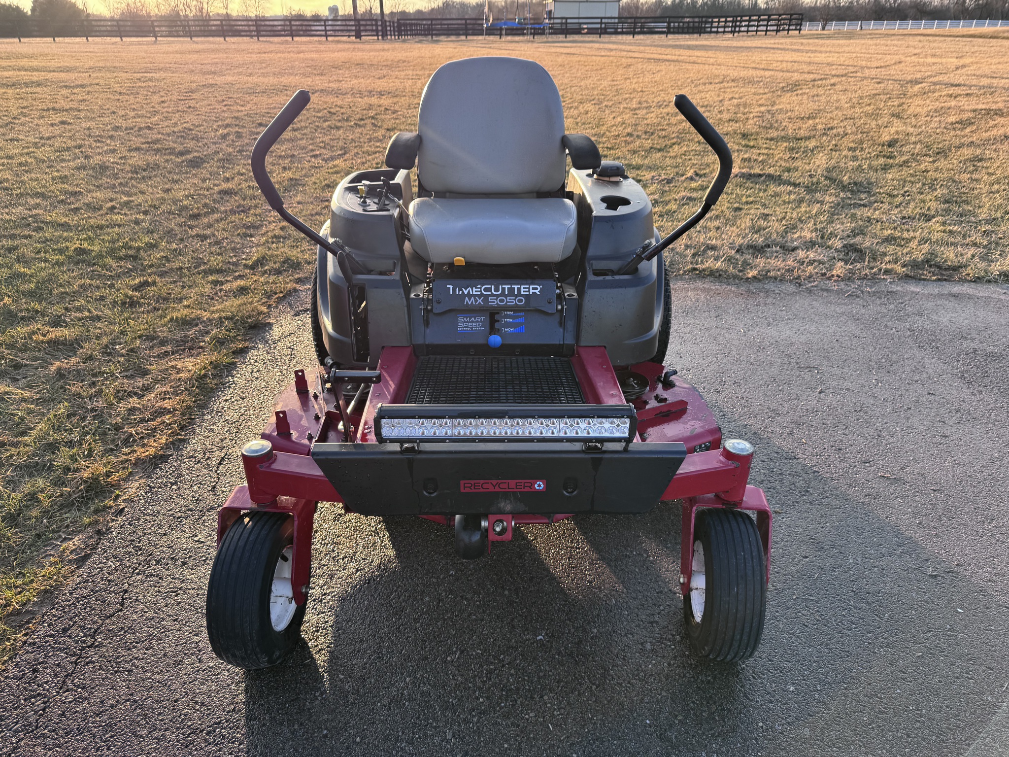 Used 2018 Toro MX5050 Time Cutter Zero Turn Mowers at Koenig Equipment in Urbana, OH - PhotoXL1