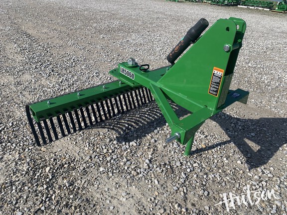 Photo of 2025 John Deere LR5060