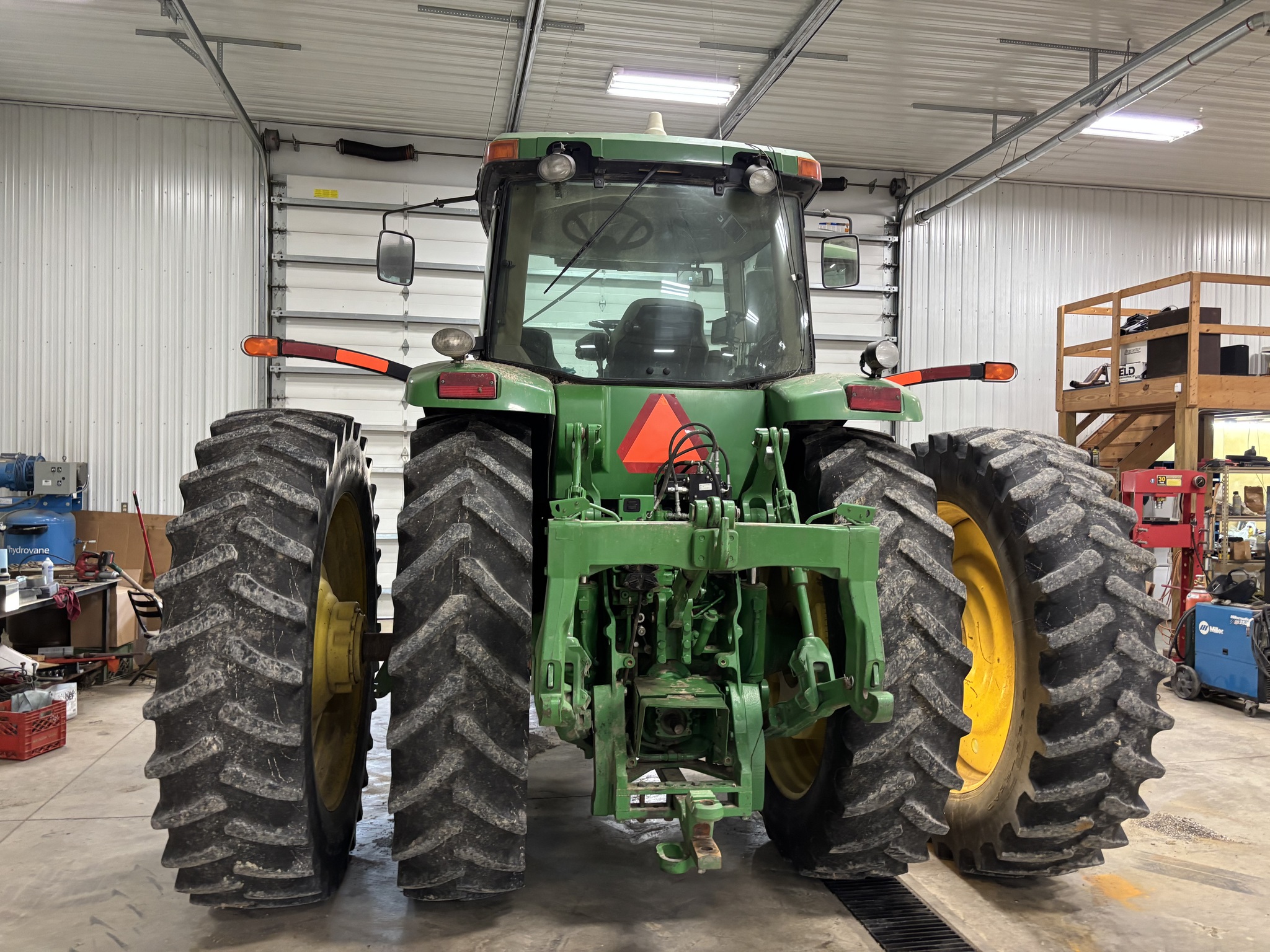 2005 John Deere 8420 Image 8