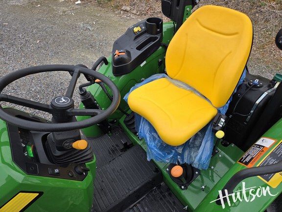 Photo of 2025 John Deere 5060E