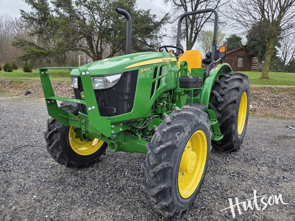 Photo of 2025 John Deere 5060E