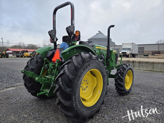 Photo of 2025 John Deere 5060E