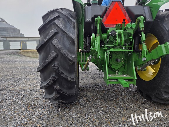 Photo of 2025 John Deere 5060E