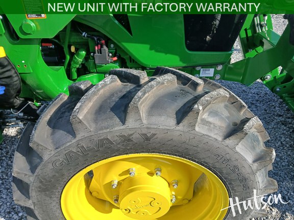 Photo of 2025 John Deere 5060E